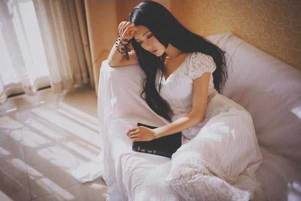 Lừa đồng nghiệp trẻ lên giường để &quot;xin giống&quot;, nào ngờ tôi rơi vào bẫy  - Ảnh 1.
