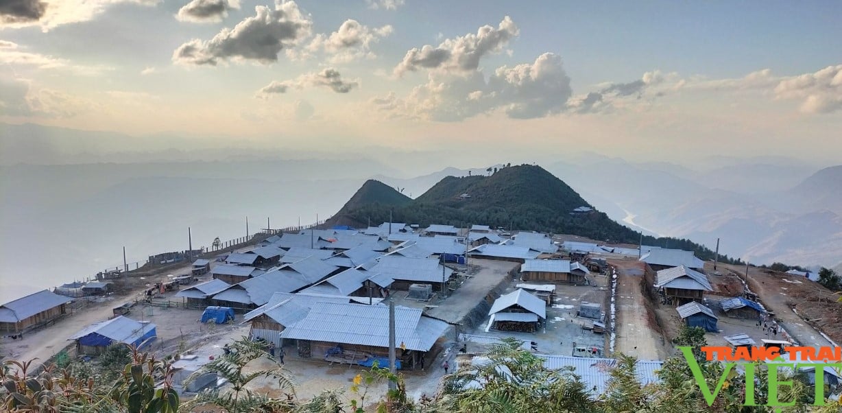 Niềm vui mới ở bản vùng cao Lọng Bó - Ảnh 2. Niềm vui mới ở bản vùng cao Lọng Bó - Ảnh 2.