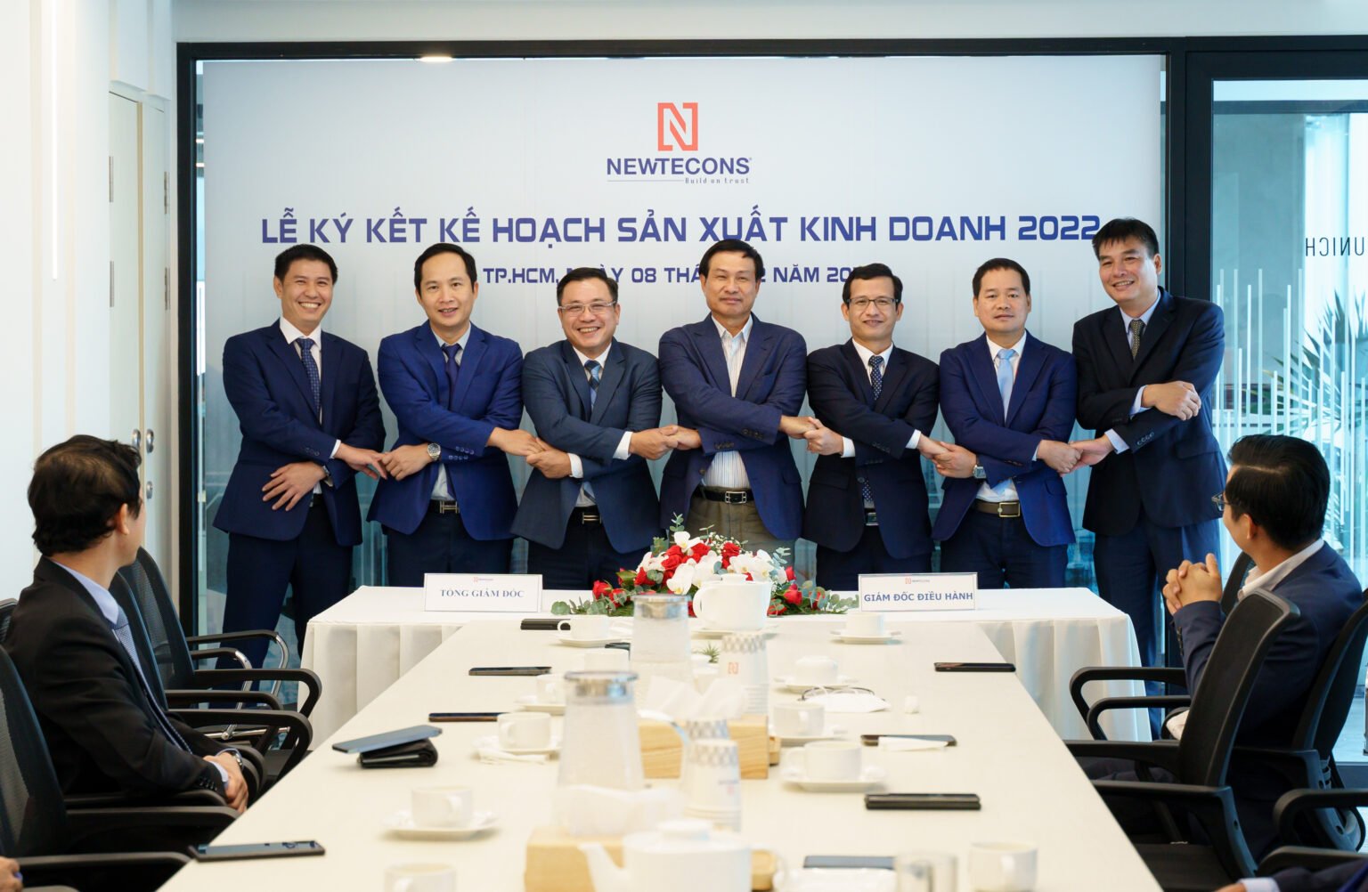 "Tài trí" của ông Nguyễn Bá Dương nhìn vào kết quả kinh doanh trái ngược của Newtecons và Coteccons - Ảnh 1. "Tài trí" của ông Nguyễn Bá Dương nhìn vào kết quả kinh doanh trái ngược của Newtecons và Coteccons - Ảnh 1.