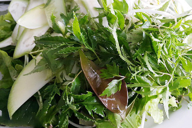 Đặc sản gỏi Cá Nam Ô (Đà Nẵng) nhìn thôi đã phát thèm, nếm thử chắc chắn ấn tượng khó quên - Ảnh 4.