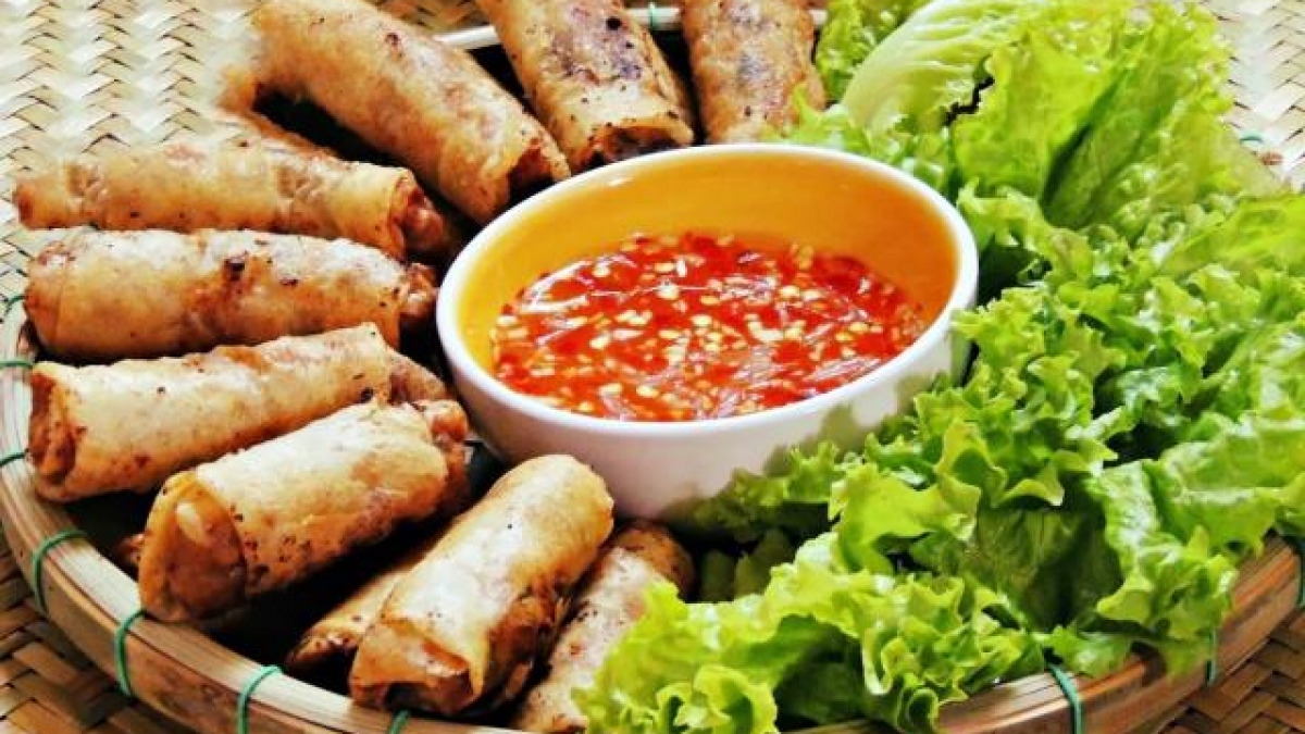 Một món ăn Việt Nam làm từ nhiều loại nông sản được kênh truyền hình lớn nhất Pháp vinh danh, đó là gì? - Ảnh 2.