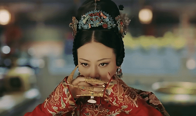 Vì sao món đồ bảo vệ móng là vật bất ly thân của phi tần nhà Thanh? - Ảnh 1.