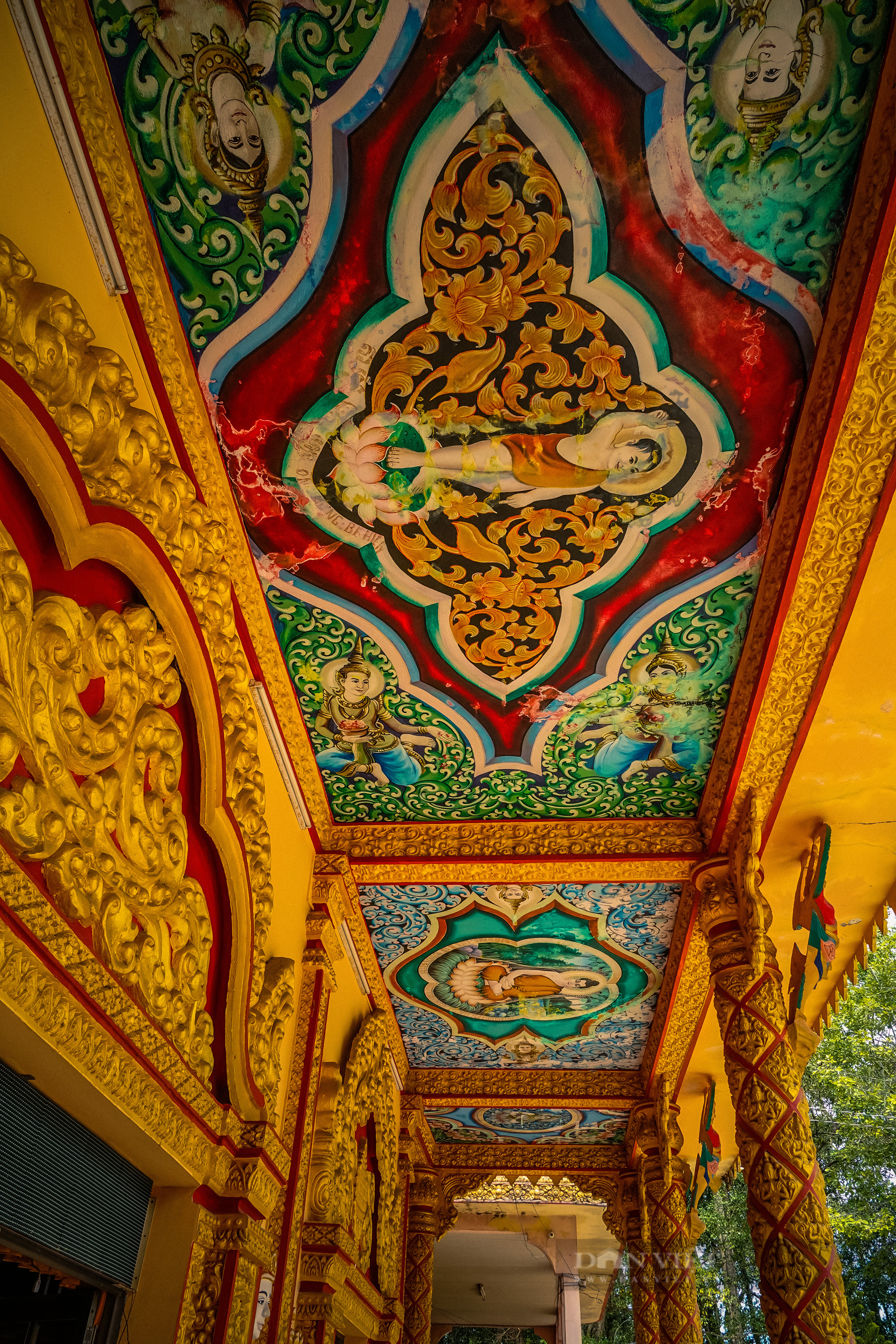 Ngôi chùa Khmer trăm năm tuổi với hàng trăm cây sao cổ thụ “độc” nhất Sóc Trăng - Ảnh 10.