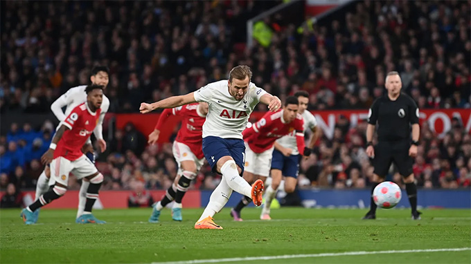 M.U thắng Tottenham, HLV Rangnick nói điều khó tin về Ronaldo - Ảnh 2.