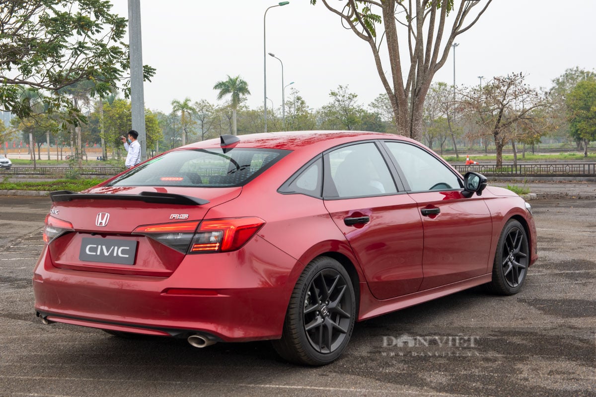 Chi phí &quot;nuôi&quot; Honda Civic 2022 tại Việt Nam có đủ hấp dẫn người Việt? - Ảnh 7.