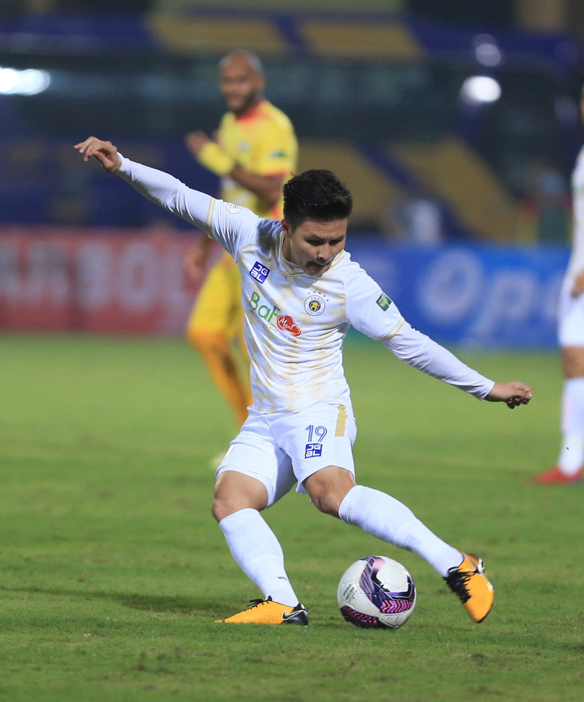 Quang Hải trải lòng sau khi ghi bàn giúp Hà Nội FC đá bại Thanh Hóa? - Ảnh 4.