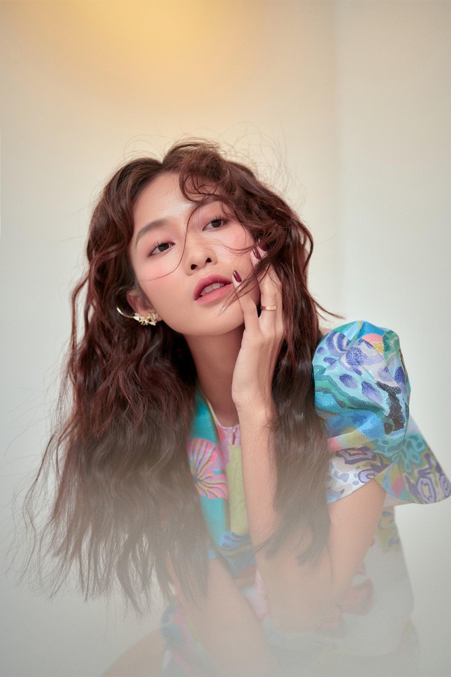 Khả Ngân: &quot;Tôi mong tìm được người yêu nhưng cái đó là duyên&quot; - Ảnh 2.