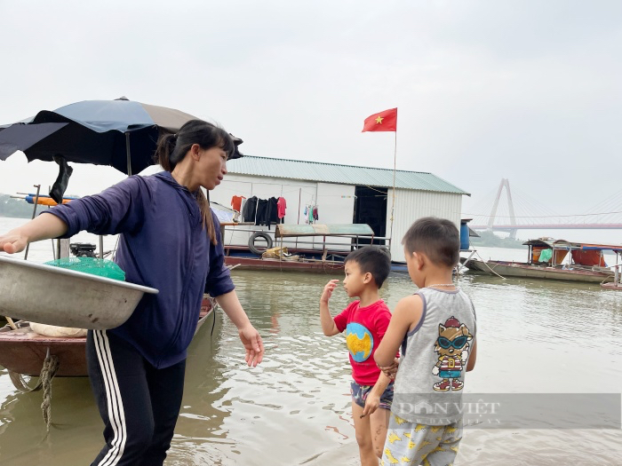 Cuộc sống người dân &quot;xóm chài&quot; Hà Nội vốn nặng gánh cơm áo nay lại &quot;còng lưng&quot; thêm nỗi lo bão giá (bài 2) - Ảnh 11.