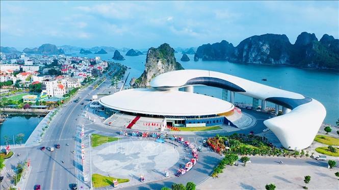 Khám phá vịnh Hạ Long - Kỳ quan du lịch thiên nhiên thế giới - Ảnh 13.