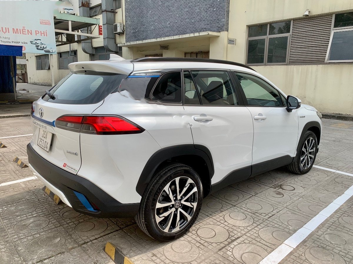 Xăng tăng giá, Toyota Corolla Cross Hybrid chạy 951km bán giá khó tin - Ảnh 5.