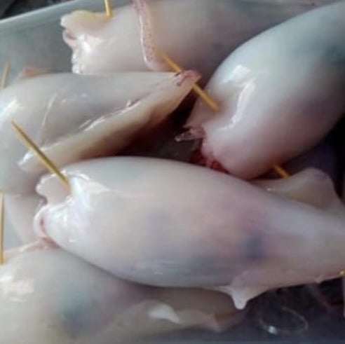 Mực nhồi rim với loại nước quen thuộc này đảm bảo rất ngon - Ảnh 2.