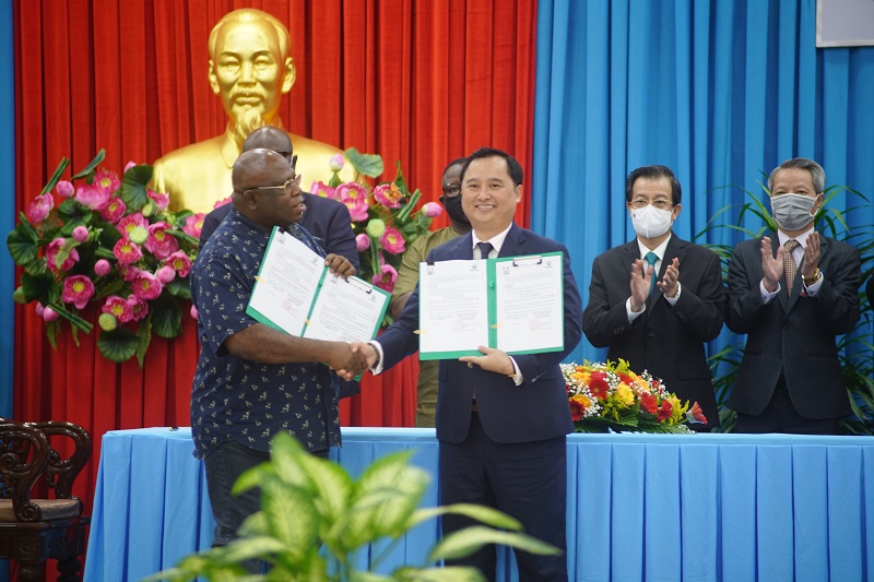 Angimex ký hợp đồng xuất khẩu gạo trị giá tỷ đô với CH Sierra Leone - Ảnh 2.