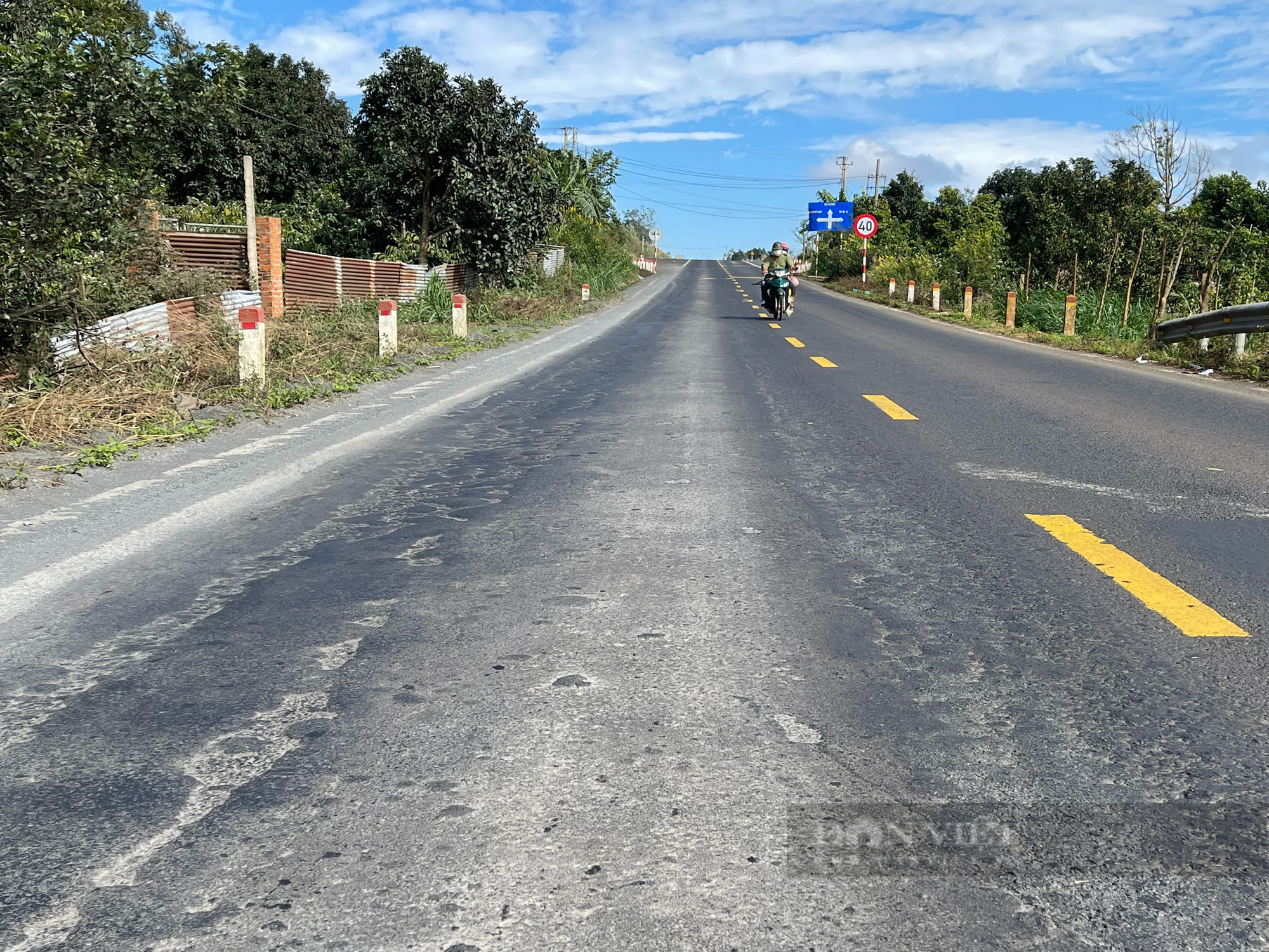 Vụ Tuyến đường 575 tỷ đồng vừa bàn giao đã phải vá nham nhở: Thiết kế một đằng, bảo hành một nẻo - Ảnh 3.