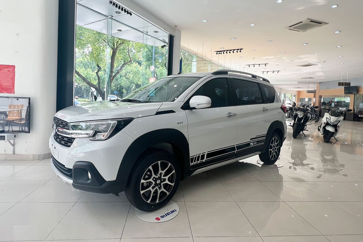 Những xe 7 chỗ lăn bánh chỉ hơn 600 triệu đồng, rẻ chưa từng thấy ở Việt Nam - Ảnh 2.