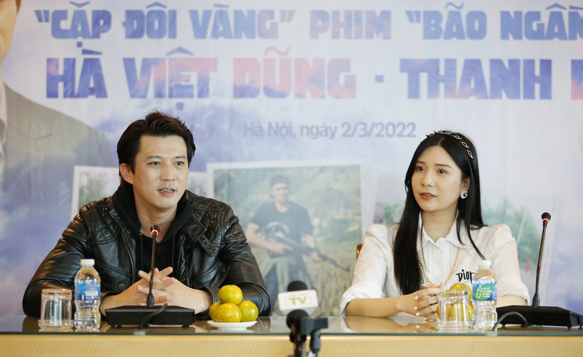 Dân Việt giao lưu trực tuyến với &quot;cặp đôi vàng&quot; Hà Việt Dũng, Thanh Bi phim &quot;Bão ngầm&quot; - Ảnh 1.
