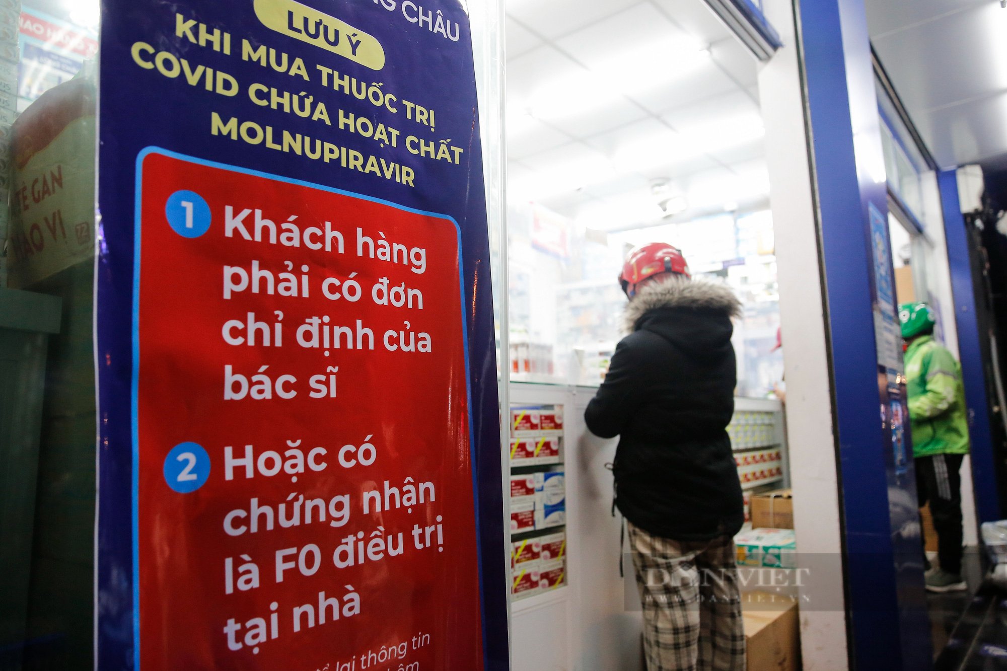 Yêu cầu tăng cường kiểm tra niêm yết giá thuốc điều trị Covid-19, xử nghiêm vi phạm - Ảnh 2.