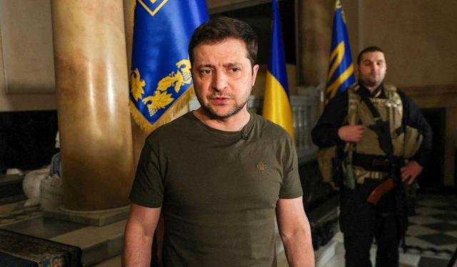 Ông Zelensky nói gì giữa lúc thoát ám sát của toán sát thủ Chechnya? - Ảnh 1.