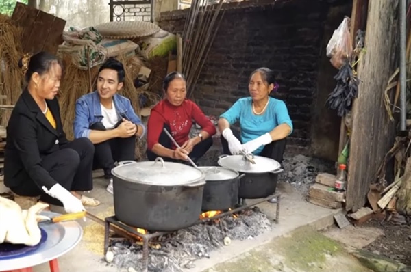 Cháo thái Đình Tổ, đất cổ Luy Lâu - Ảnh 1.