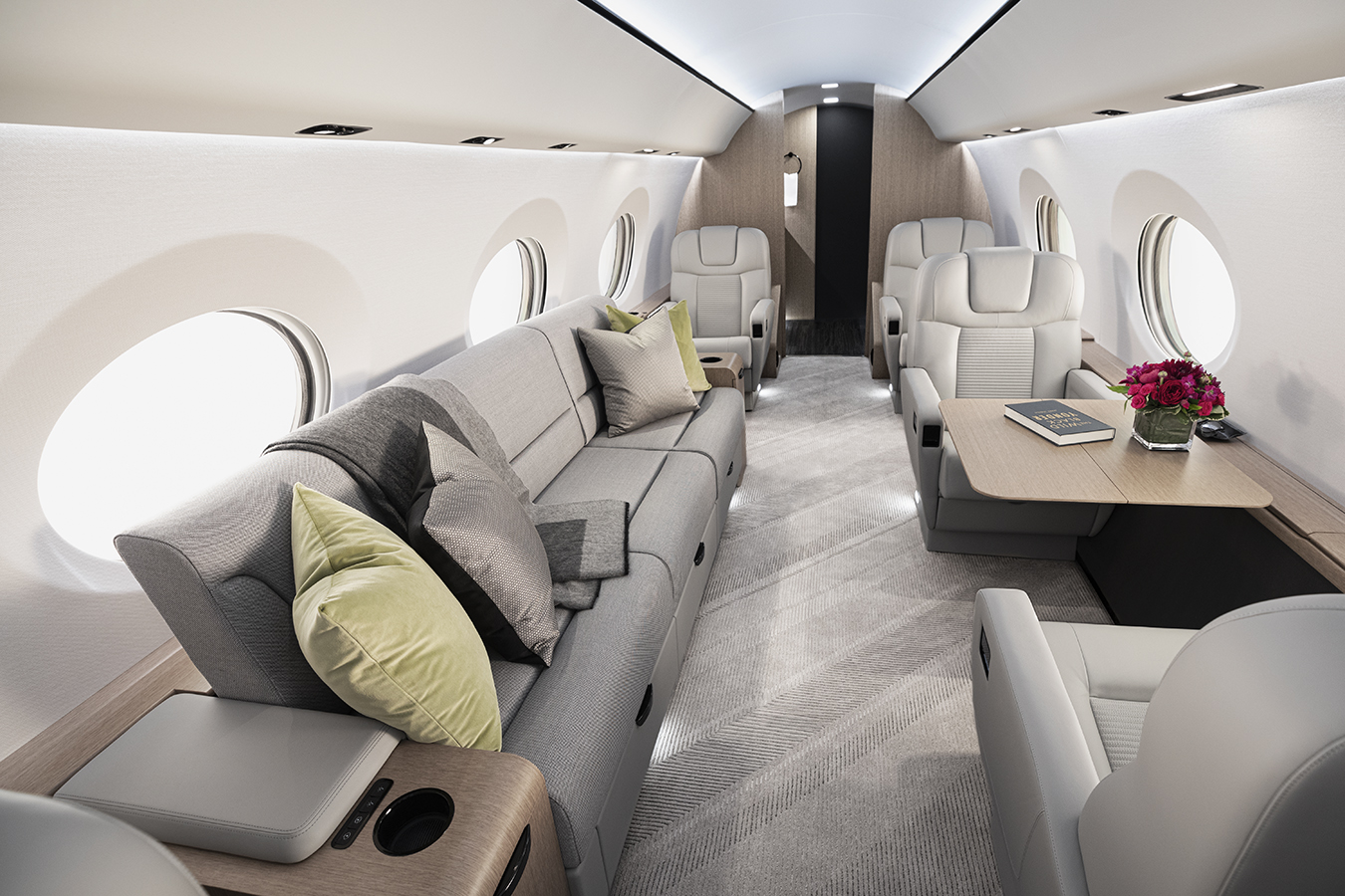 Hãng hàng không Sun Air độc quyền khai thác máy bay của Gulfstream tại Việt Nam - Ảnh 2. Hãng hàng không Sun Air độc quyền khai thác máy bay của Gulfstream tại Việt Nam - Ảnh 2.