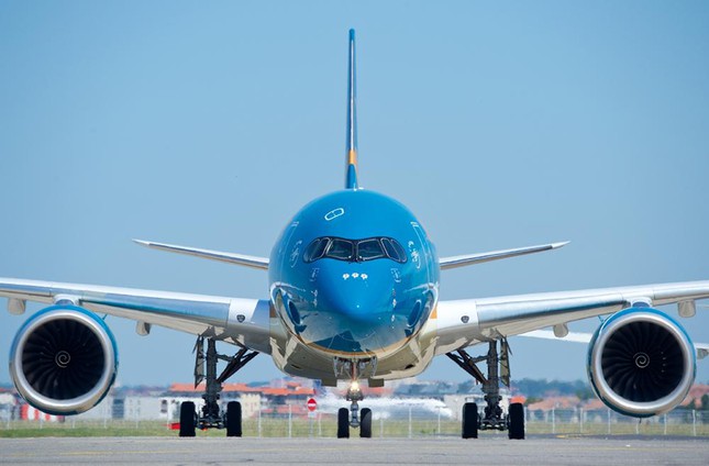 Vietnam Airlines tạm dừng khai thác đường bay thường lệ tới Nga - Ảnh 2.