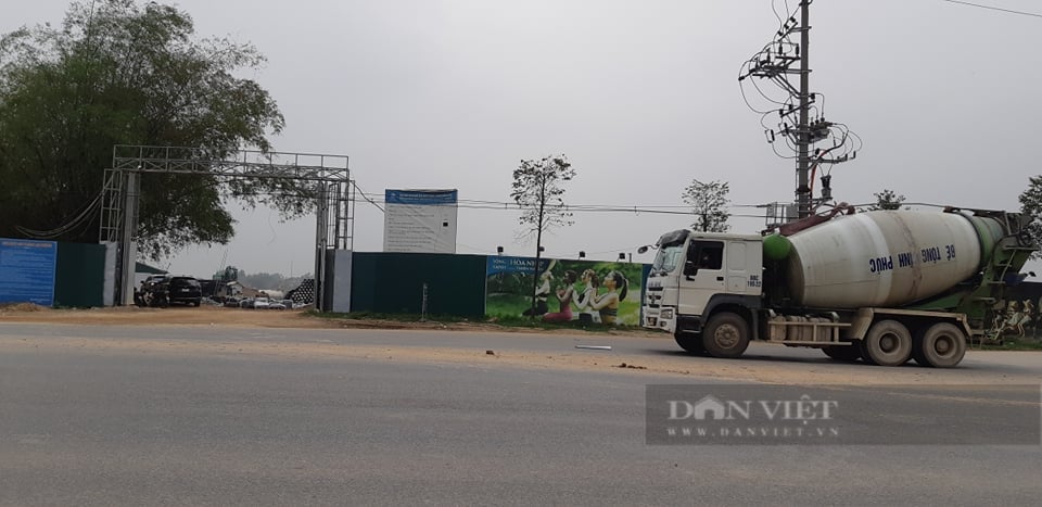 &quot;Sốt đất&quot; khắp nơi, nhà đầu tư có nên &quot;đổ&quot; tiền vào đất nền? - Ảnh 3.