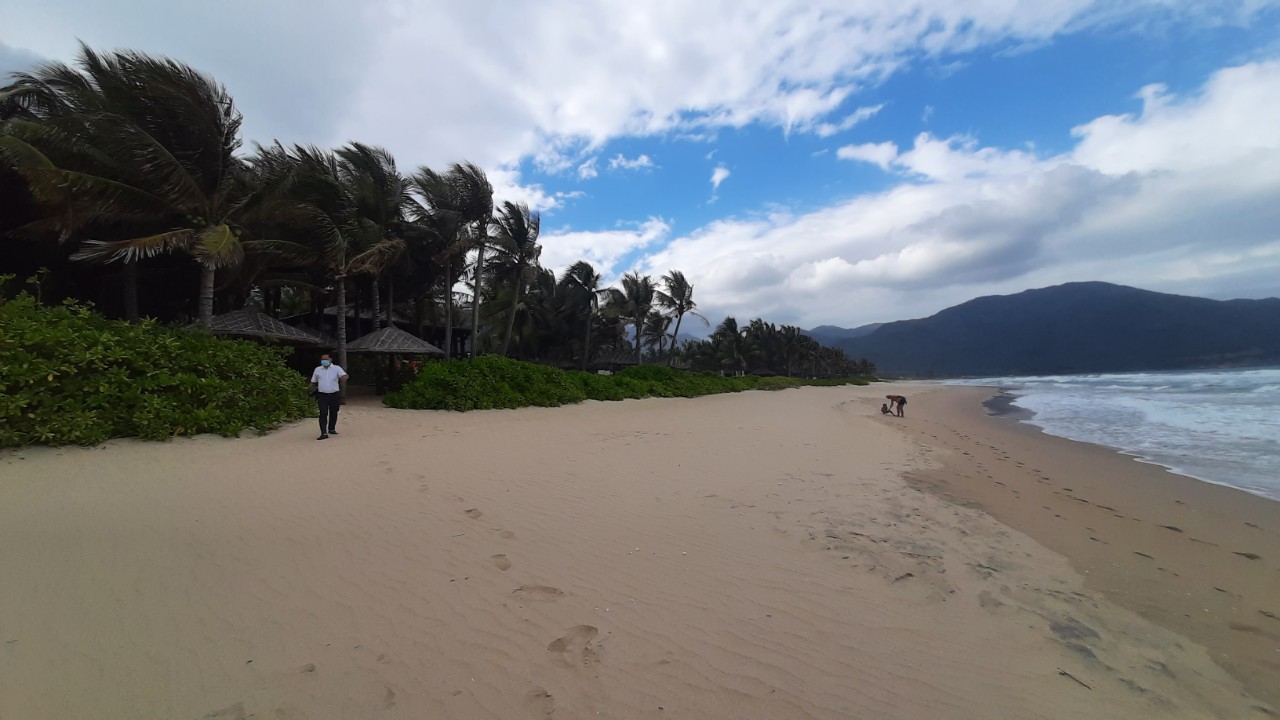 Khánh Hòa: Kiểm tra, xử lý hành vi lấn chiếm đất ven biển tại dự án The Anam Resort Cam Ranh - Ảnh 1.