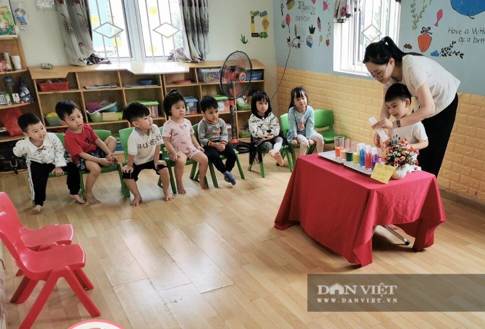 Đã đến lúc Hà Nội &quot;mở toang&quot; cho học sinh mầm non đi học trở lại? - Ảnh 1.