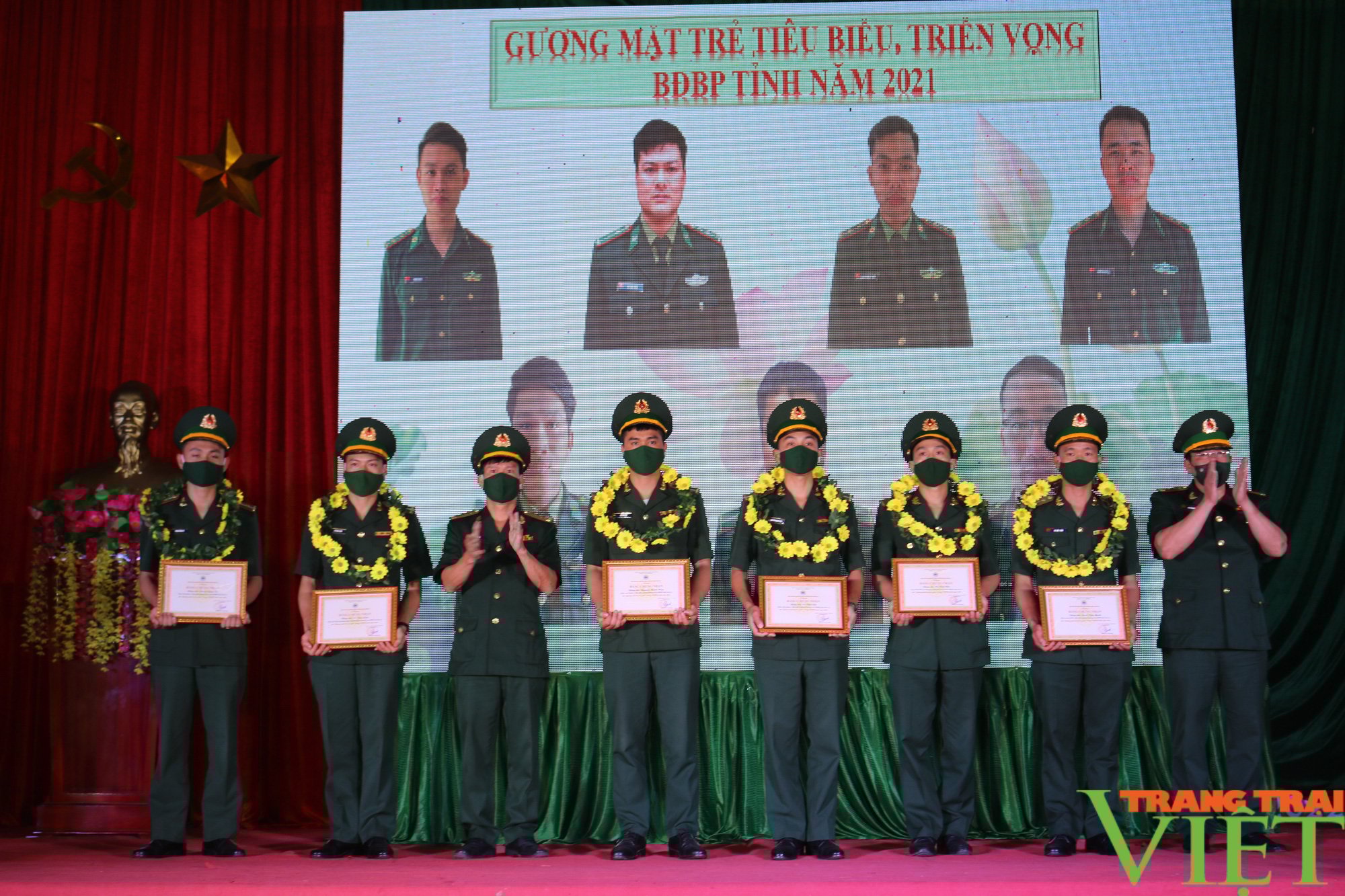 Bộ Chỉ huy BĐBP tỉnh Sơn La: Tuyên dương chiến sỹ quân hàm xanh trên tuyến đầu biên giới - Ảnh 11. Bộ Chỉ huy BĐBP tỉnh Sơn La: Tuyên dương chiến sỹ quân hàm xanh trên tuyến đầu biên giới - Ảnh 11.