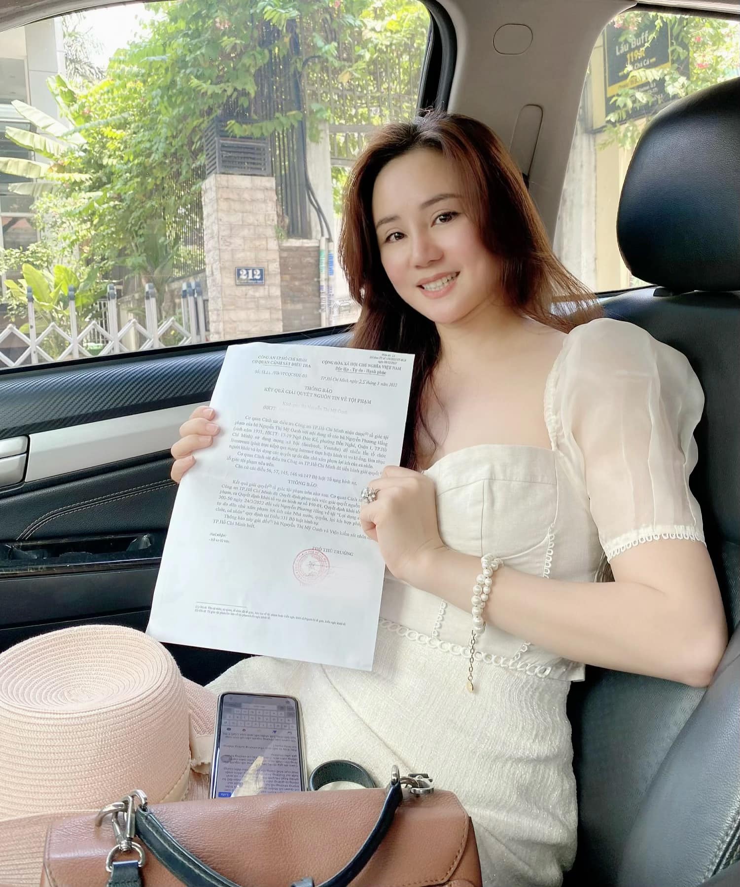 Luật sư của ca sỹ Vy Oanh thông tin về việc kiện các cá nhân liên quan vụ bà Nguyễn Phương Hằng - Ảnh 1.