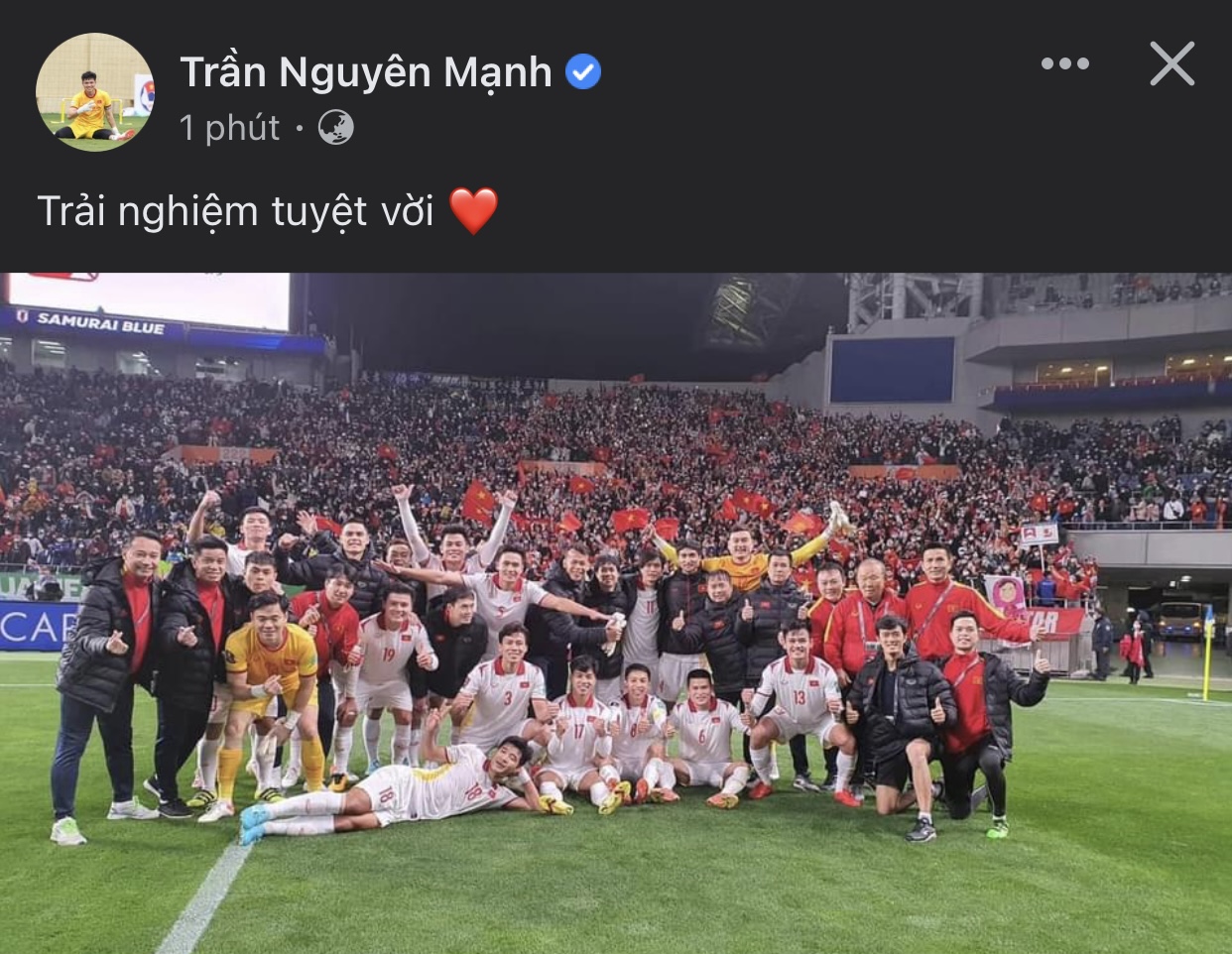 Dàn sao của ĐT Việt Nam ăn mừng tưng bừng khép lại hành trình vòng loại thứ 3 - Ảnh 1.