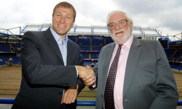 &quot;Vén màn&quot; tình yêu bóng đá của Abramovich - Ảnh 1.