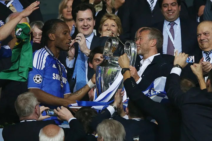 Roman Abramovich chia tay Chelsea sau 19 năm: Kết thúc “kỷ nguyên vàng” - Ảnh 2.