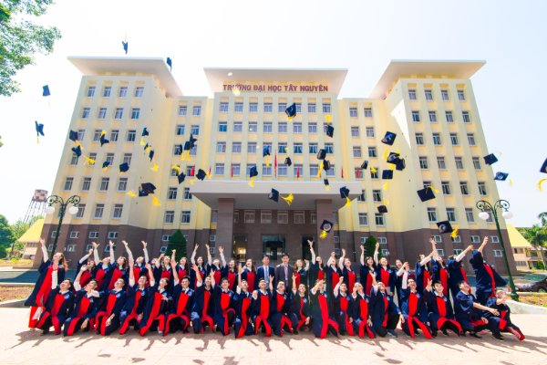 Trường Đại học Tây Nguyên: Nỗ lực vượt khó do đại dịch Covid-19, nâng cao chất lượng dạy và học - Ảnh 3.