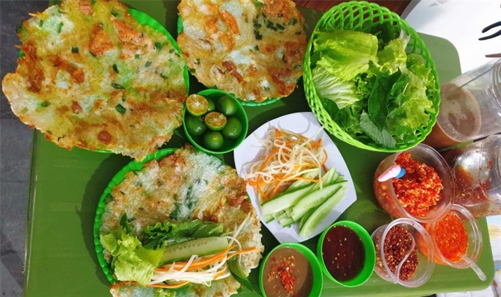 Bánh ép Huế lạ miệng giá rẻ. ăn mãi không chán - Ảnh 6.