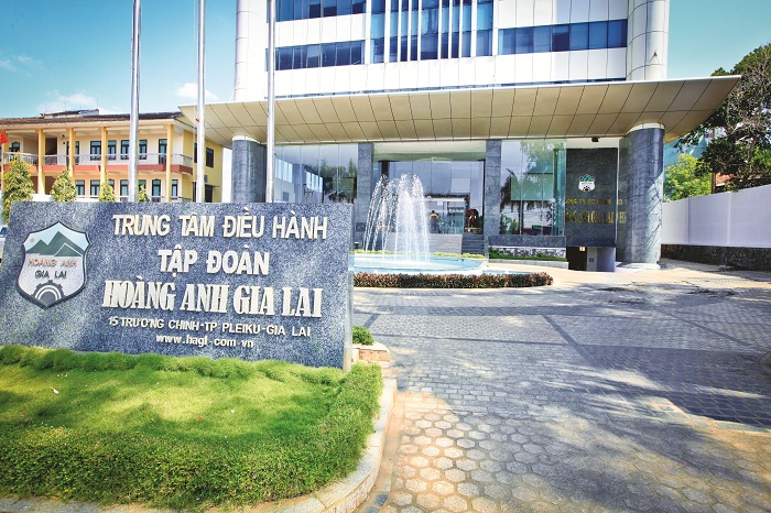 Lộ diện điều "thú vị" tại HAGL của bầu Đức - Ảnh 3. Lộ diện điều "thú vị" tại HAGL của bầu Đức - Ảnh 3.