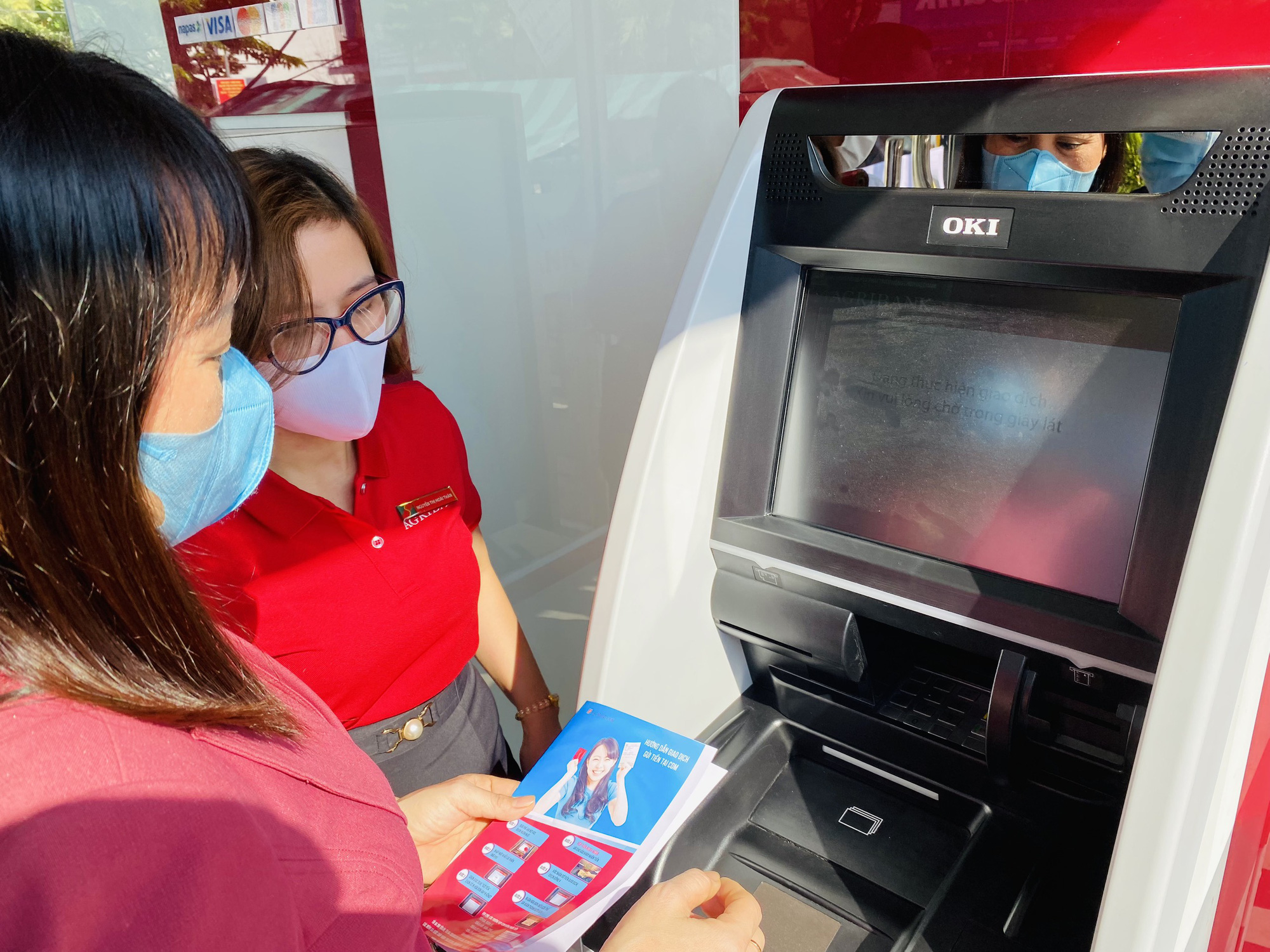 Quảng Nam: Agribank khai trương máy giao dịch tự động AutoBank CDM tại huyện Đại Lộc - Ảnh 3. Quảng Nam: Agribank khai trương máy giao dịch tự động AutoBank CDM tại huyện Đại Lộc - Ảnh 3.