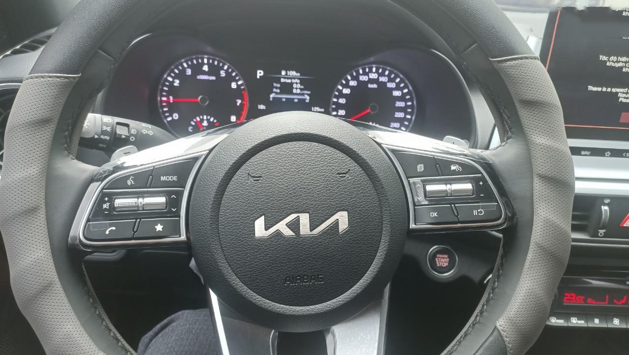Chạy 125km chưa bóc nilon, KIA K3 2022 đã được chủ nhân rao bán với giá giật mình - Ảnh 2.