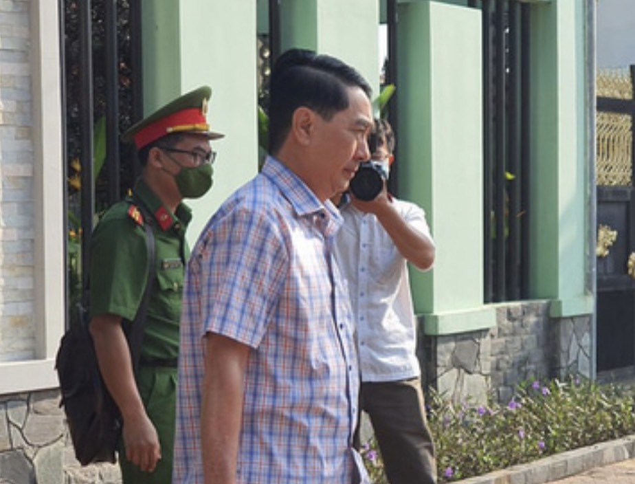 Đồng Nai: Bắt tạm giam cựu Phó chủ tịch thành phố Biên Hoà vì dính líu đến đất đai - Ảnh 1.