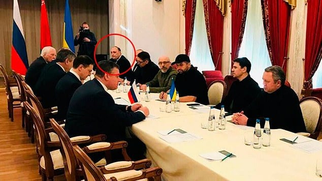 Thành viên đoàn đàm phán Ukraine và Nga bị sát hại vì nghi làm gián điệp là ai? - Ảnh 3.