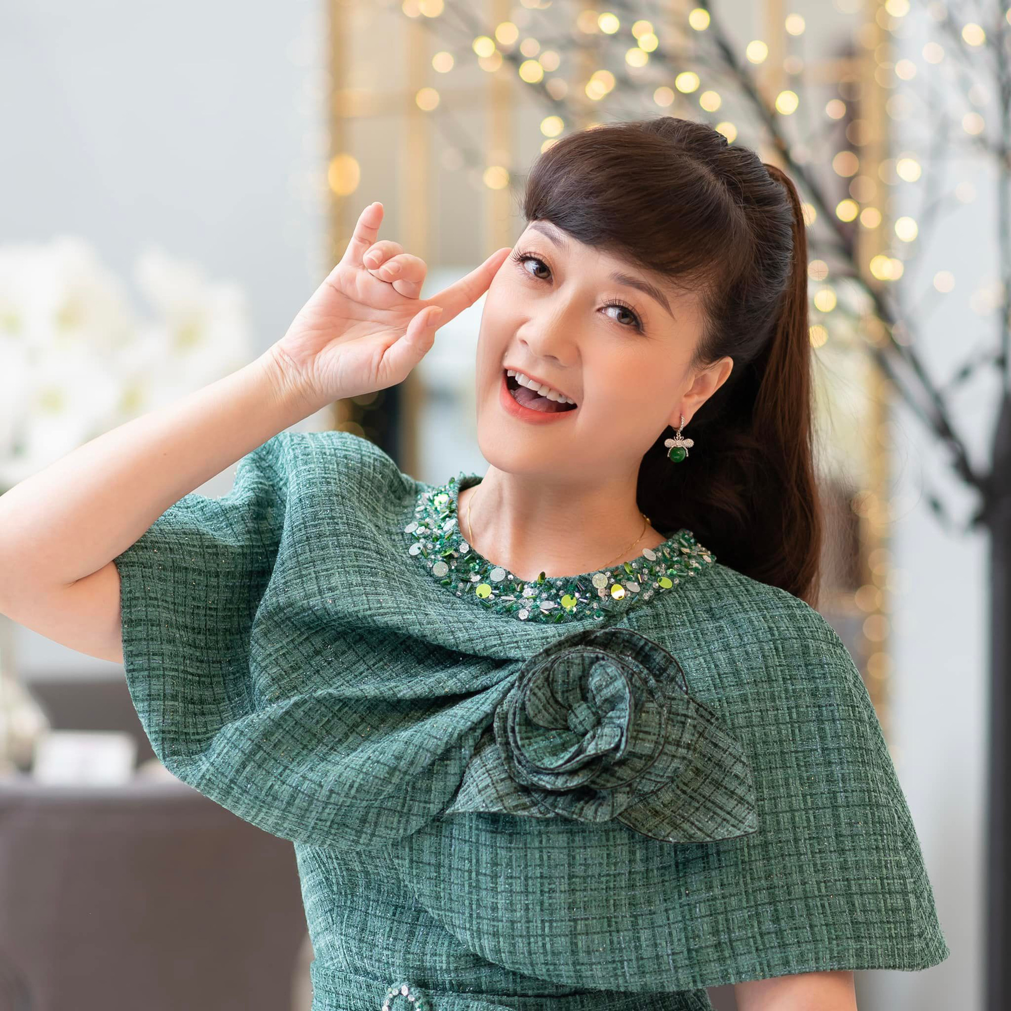 Lời chúc 8/3 ngọt ngào, ý nghĩa dành cho phái đẹp từ dàn sao Việt - Ảnh 1.