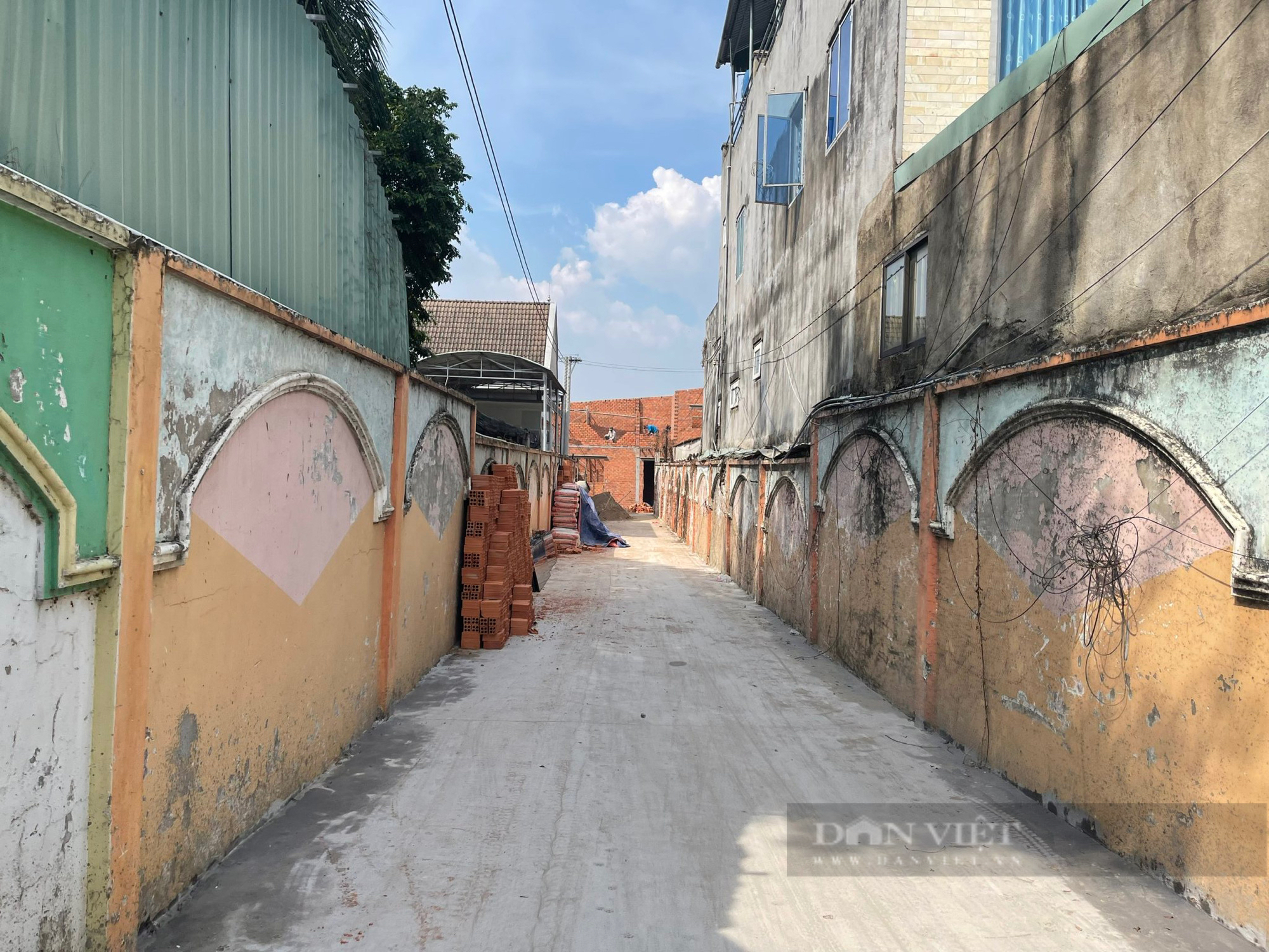 Bình Dương: Sửa giấy phép, “hô biến” nhà cho thuê thành nhà ở thương mại để rao bán - Ảnh 4.