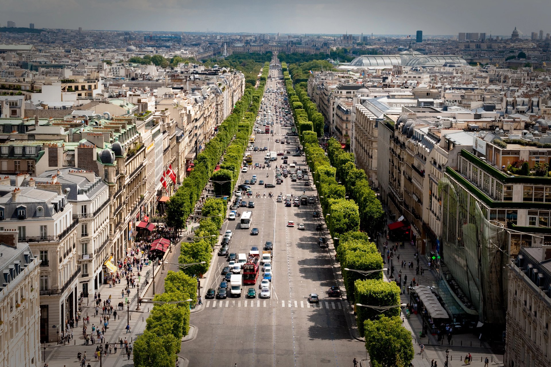 9 điều du khách không nên làm ở Paris - Ảnh 2.