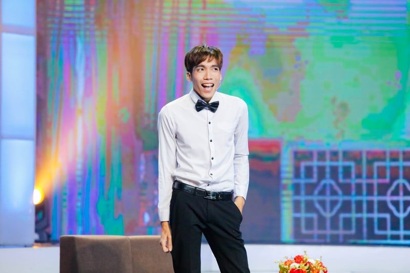 Dương Thanh Vàng - diễn viên hài triển vọng từng “ế” show, ăn mì tôm qua ngày - Ảnh 4.