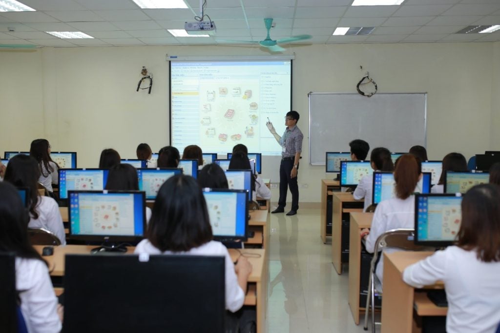 Việt Nam đang có bao nhiêu doanh nghiệp tham gia ngành logistics và quản lý chuỗi cung ứng? - Ảnh 2.