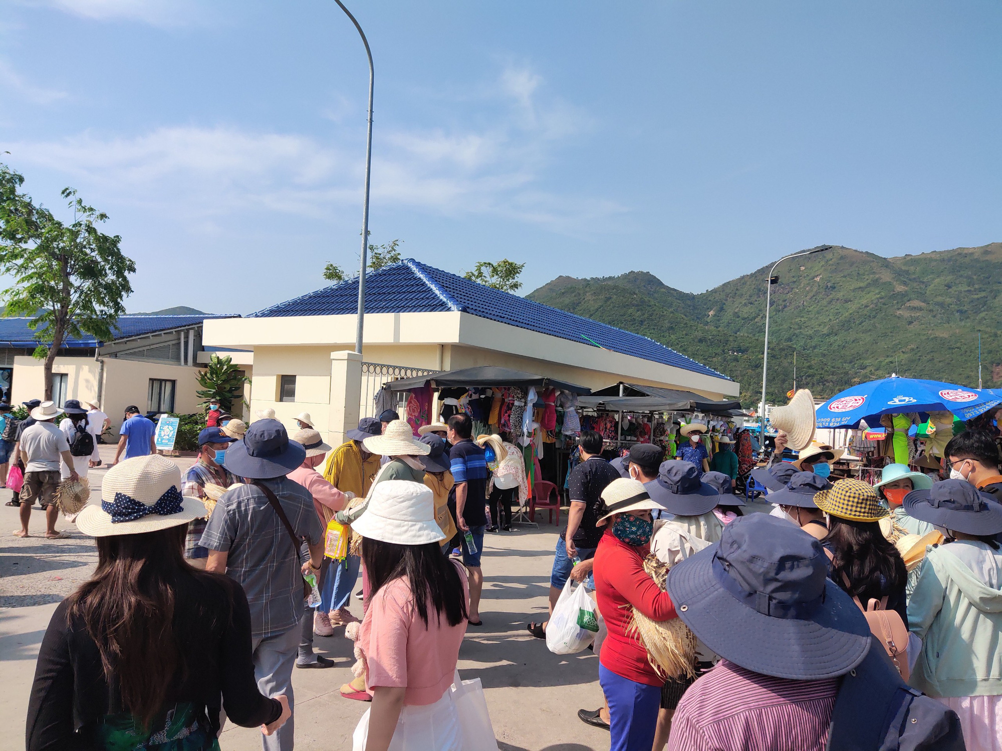 Khánh Hòa: Doanh thu du lịch đạt trên 223 tỷ đồng - Ảnh 1. Khánh Hòa: Doanh thu du lịch đạt trên 223 tỷ đồng - Ảnh 1.