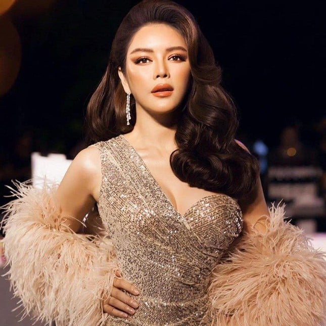Lý Nhã Kỳ: &quot;Cảnh nóng&quot; trên phim tôi tự thấy mình đóng khó thành công - Ảnh 7.