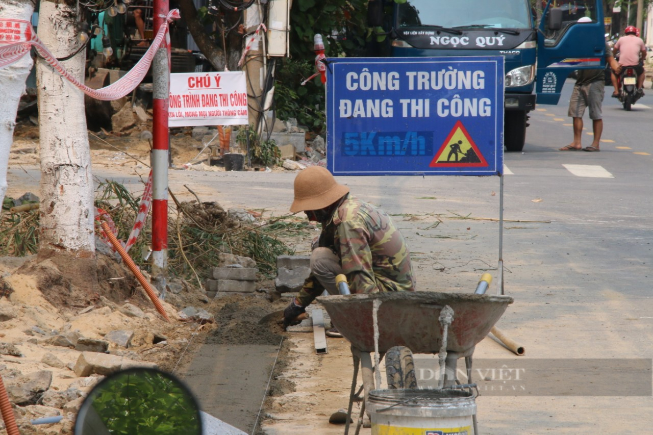 Đà Nẵng: Khẩn trương tạo hình khu &quot;phố Tây&quot; An Thượng chiều du khách - Ảnh 3.