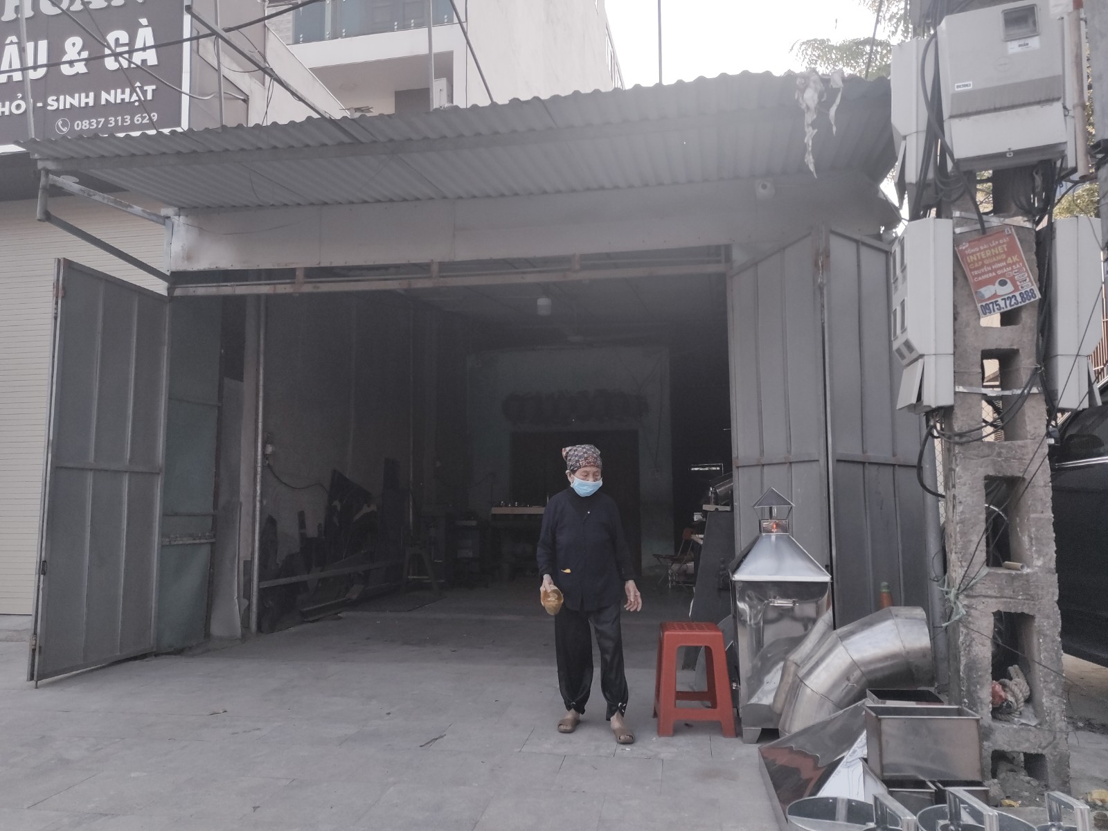 Nhà ở từ trước năm 2000 vẫn bị xử phạt và cưỡng chế thu hồi đất - Ảnh 1.