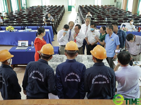 Quảng Nam: Giáo viên, sinh viên tranh tài cuộc thi thiết bị đào tạo tự làm   - Ảnh 4.