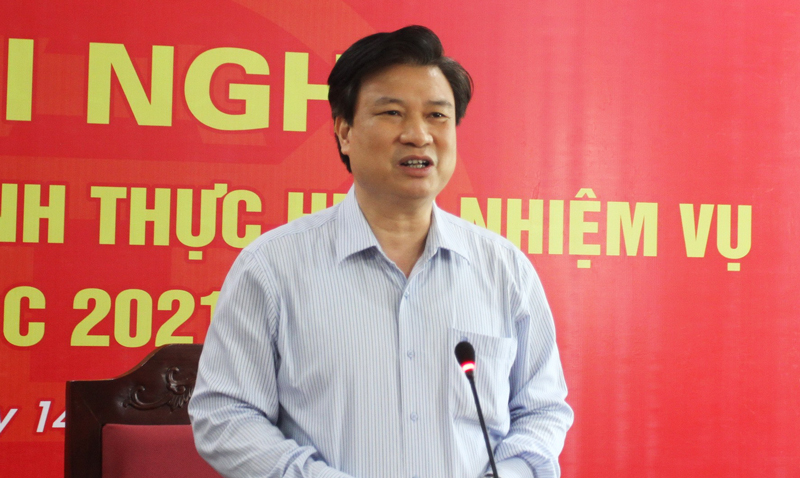 Nhà trường phải công bố phương án tổ hợp môn lớp 10 chậm nhất vào đầu tháng 5 - Ảnh 1.